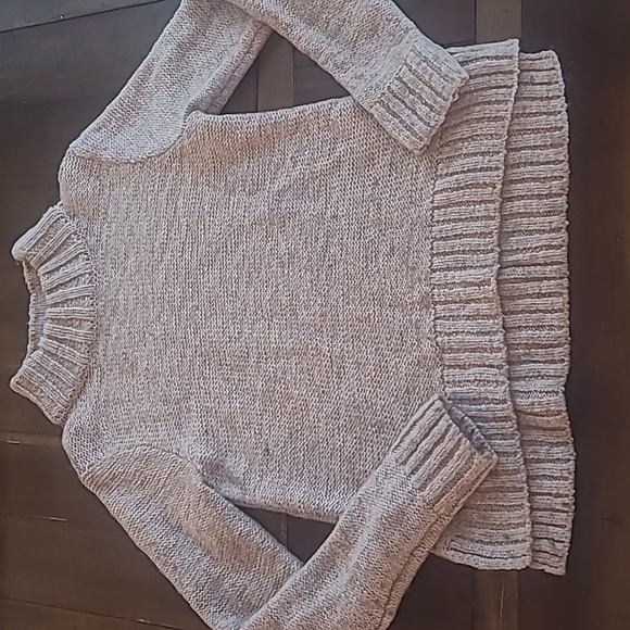 Hollister Oatmeal Cowl Neck Sweater size L - Picture 1 of 5